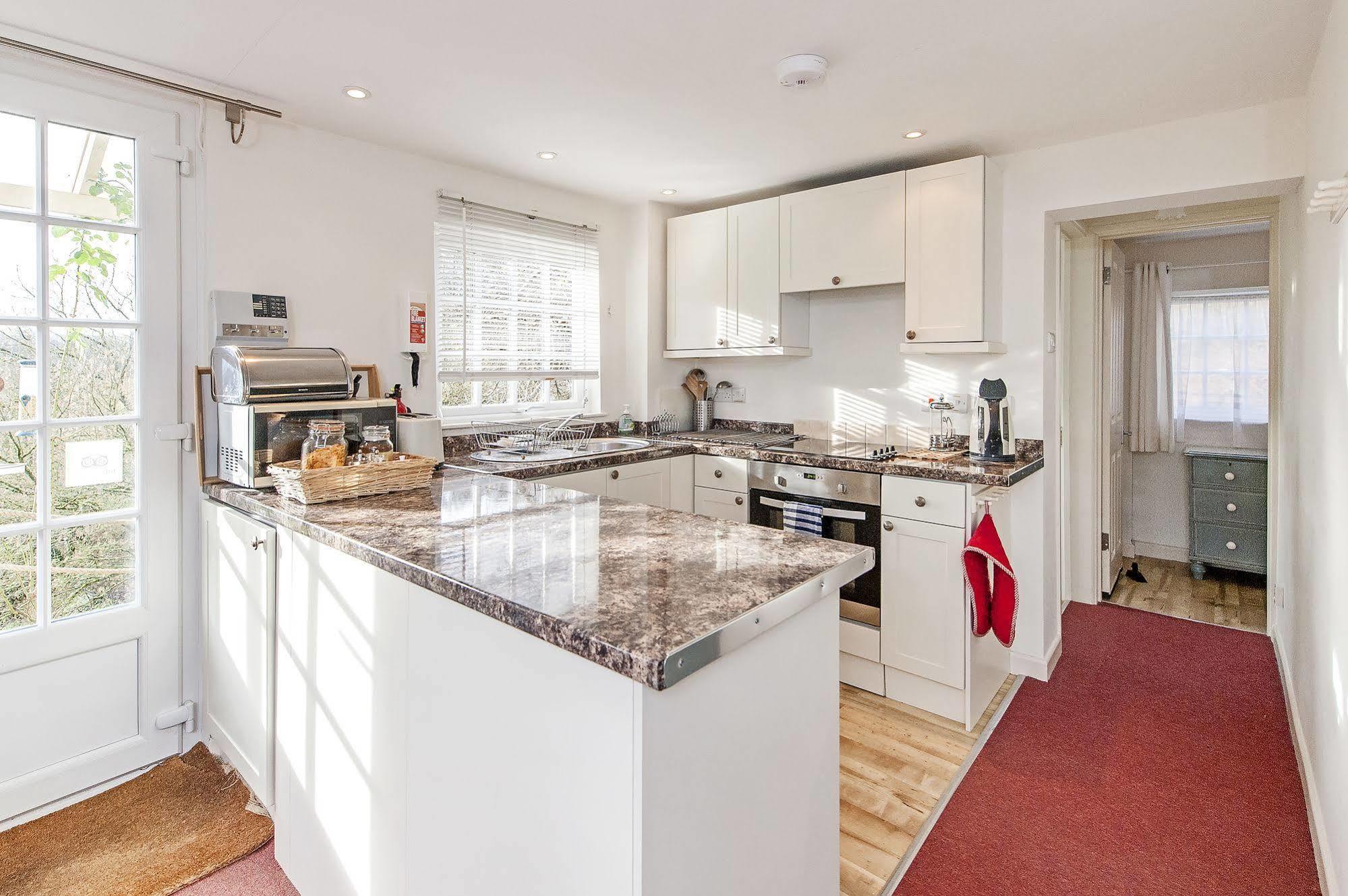 Tucking Mill View- Self Catering Leilighet Bath Eksteriør bilde